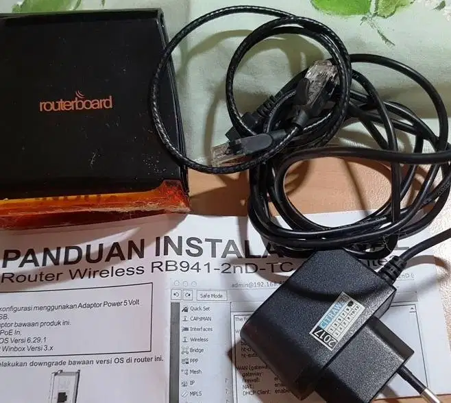 MIKROTIK ROUTER MINI HAP RB.931  Full set like new