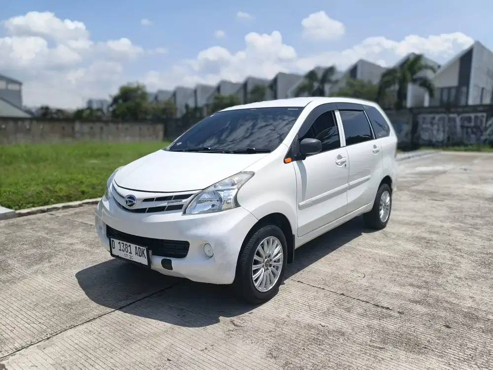 Daihatsu Xenia 2015 Bensin