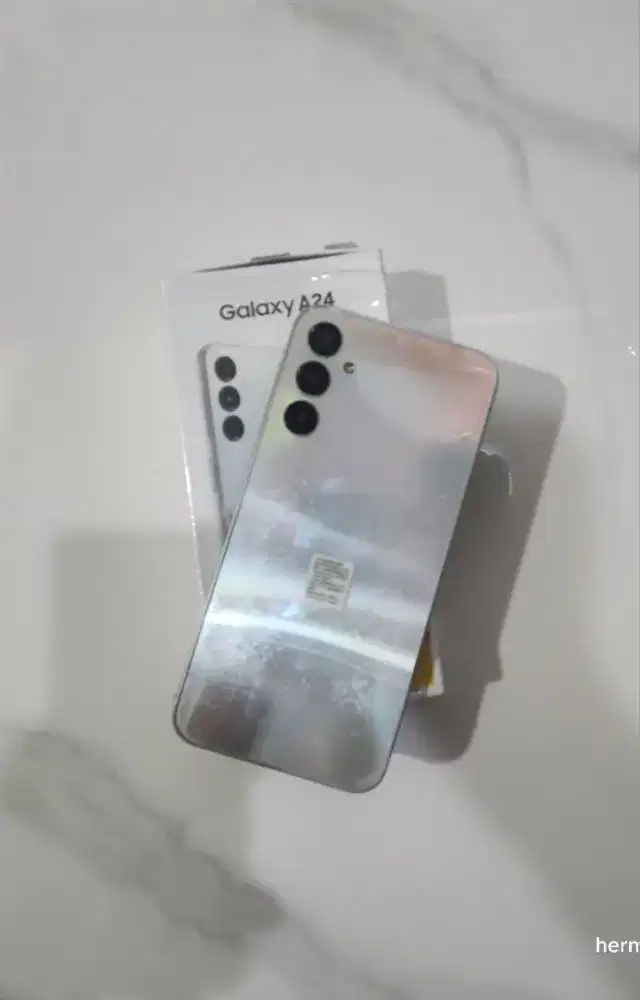 Samsung A24 ram 8/128 NFc
+ dus