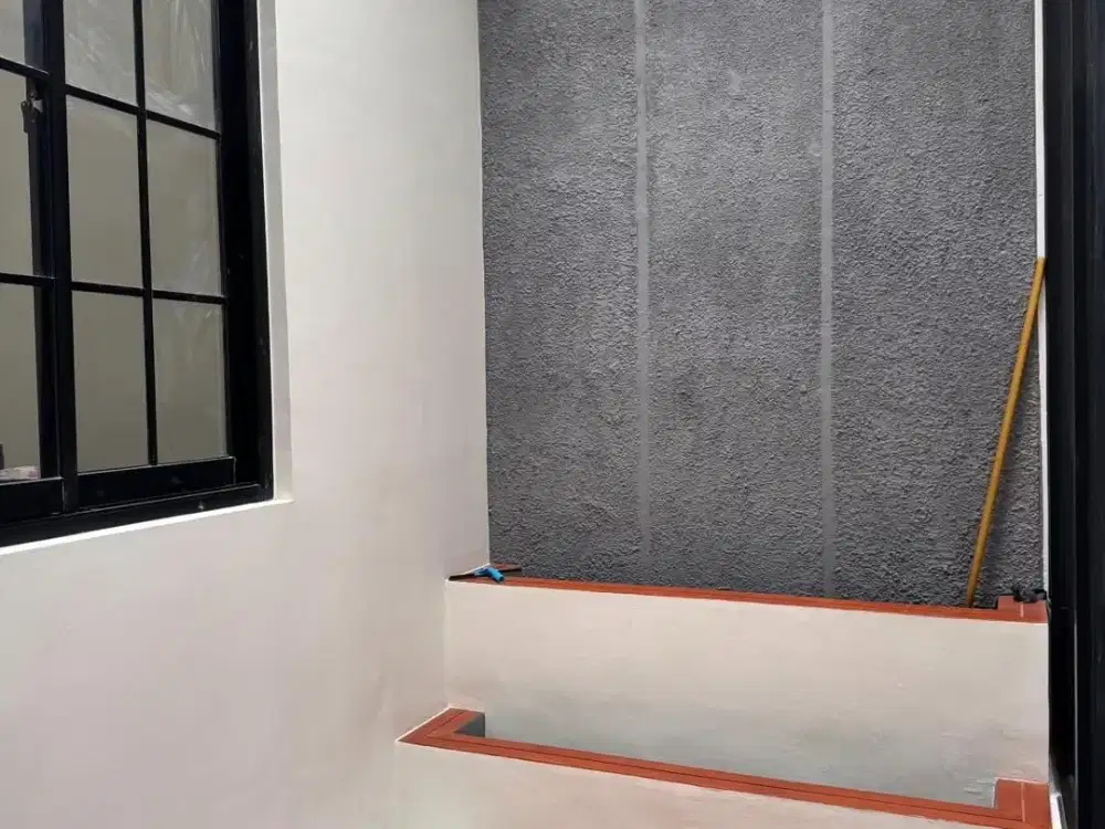 DIJUAL RUMAH FULL RENOVASI – POSISI DEPAN TAMAN Villa Melati Mas