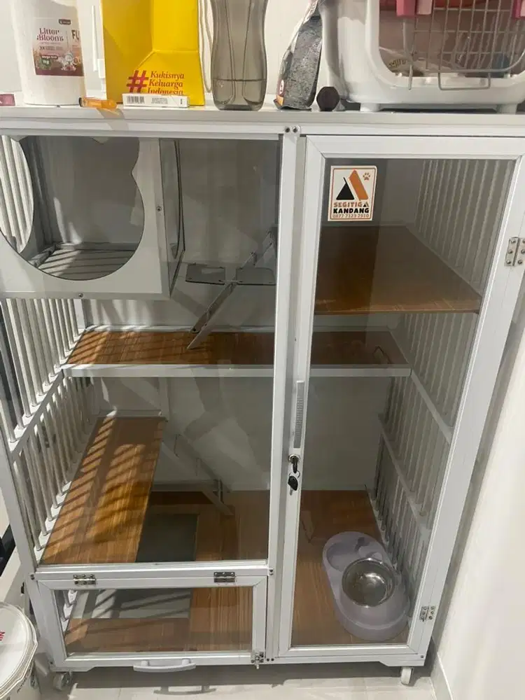 KANDANG KUCING 3 TINGKAT