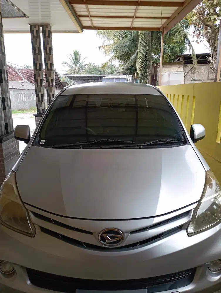 Daihatsu Xenia 2012 Bensin