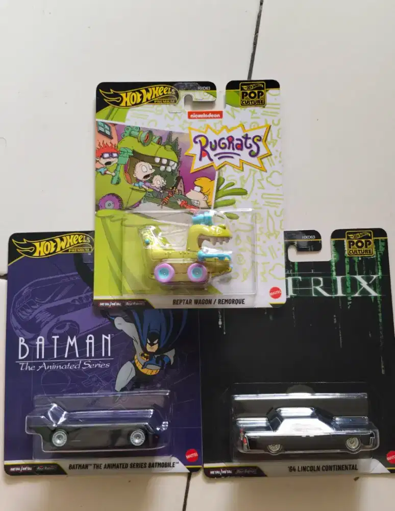 Hotwheels premium pop Culture mix N set 3pcs