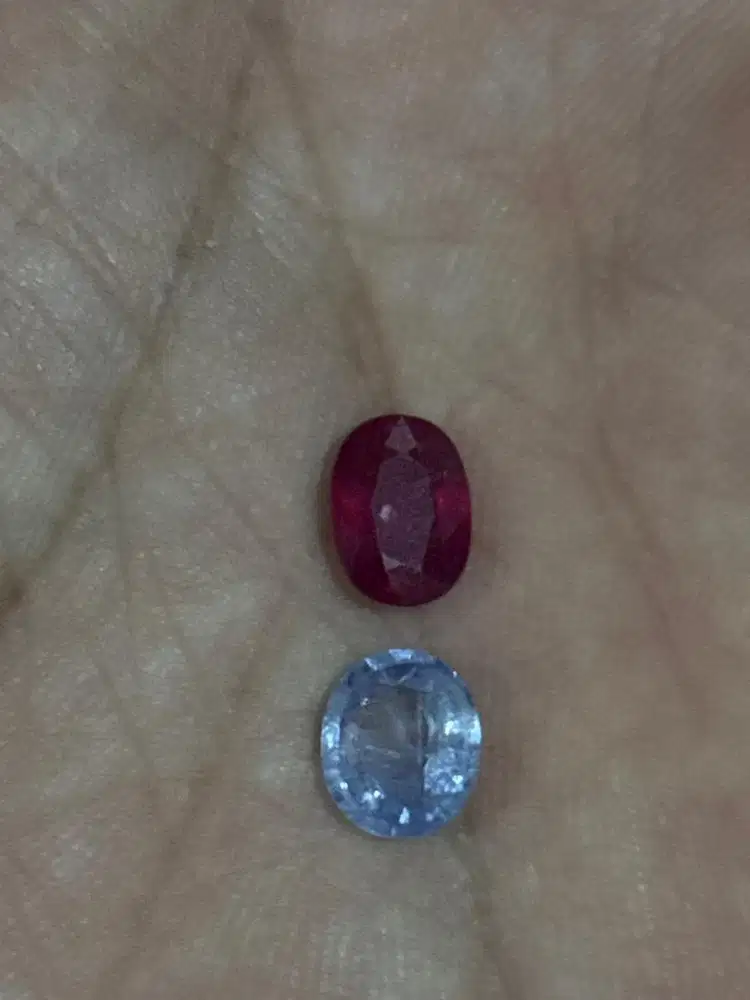 Blue sapphire dan ruby corundum