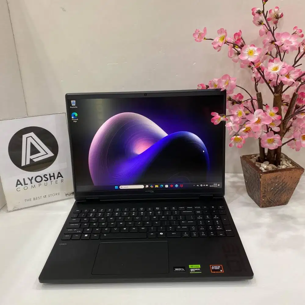 Laptop HP HyperX OMEN 15 GB0555AX AMD Ryzen 5 240 16GB SSD 1TB RTX5050