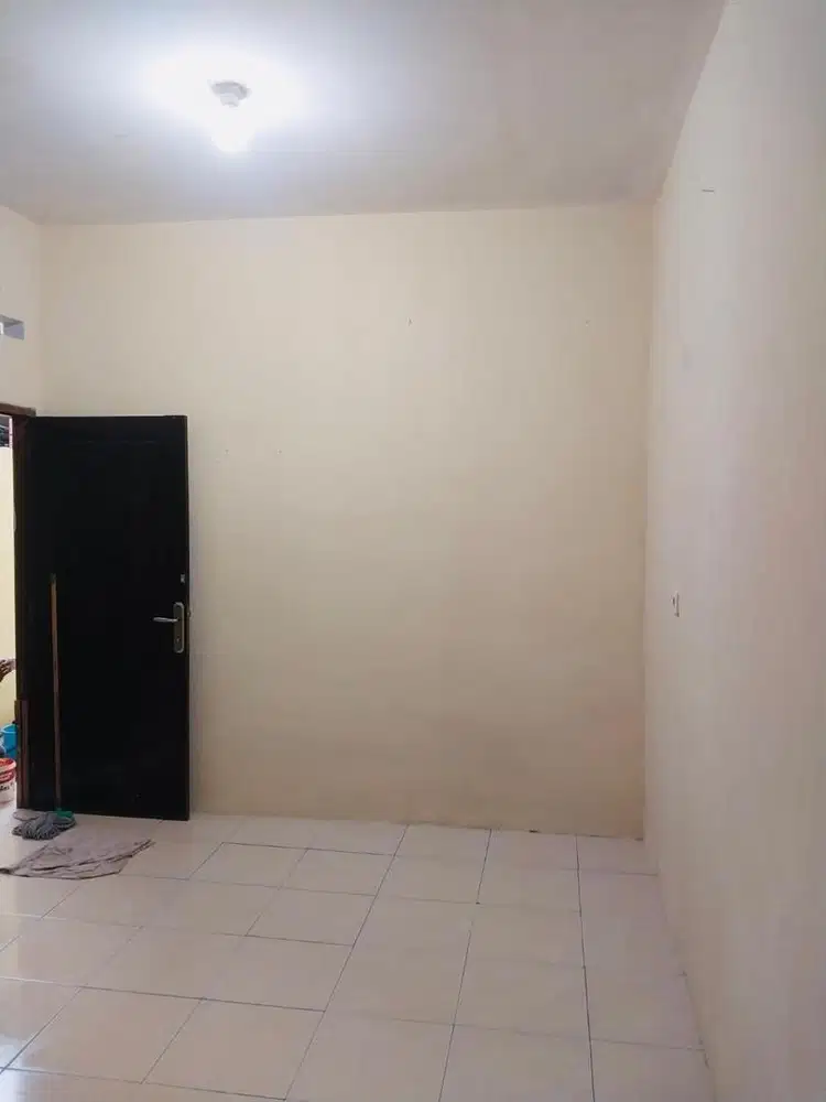 RUMAH DIKONTRAKKAN Jl. H. Jaidi, Pejaten Timur, Pasar Minggu