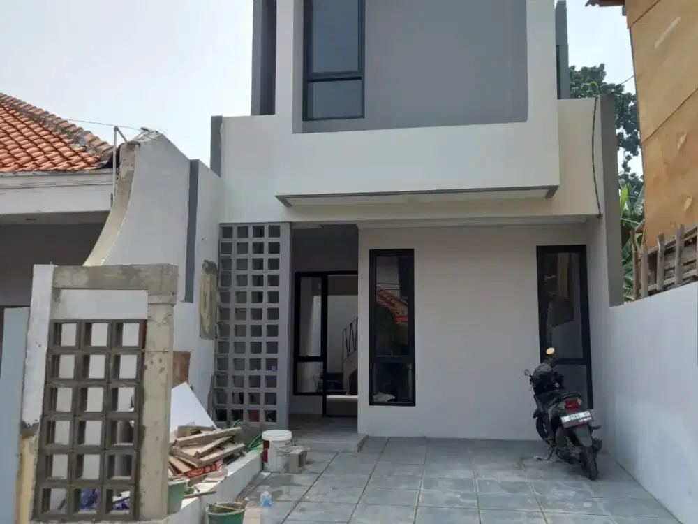DIJUAL RUMAH BANGUNAN BARU DI KAYUPUTIH JAKARTA TIMUR