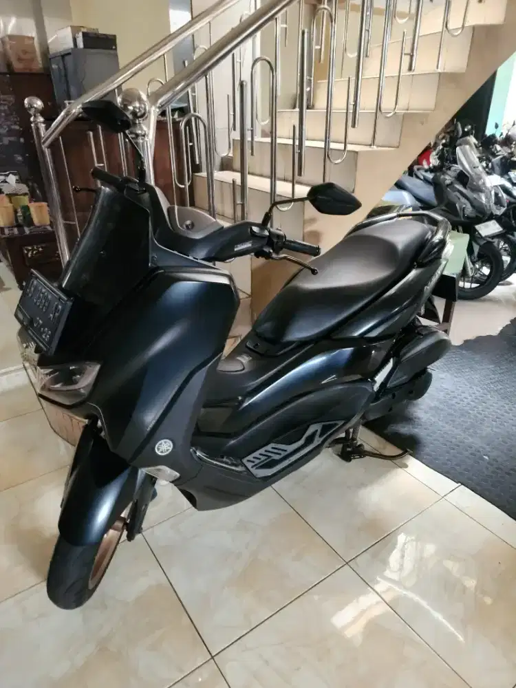 Nmax hitam 2021 All new gbm