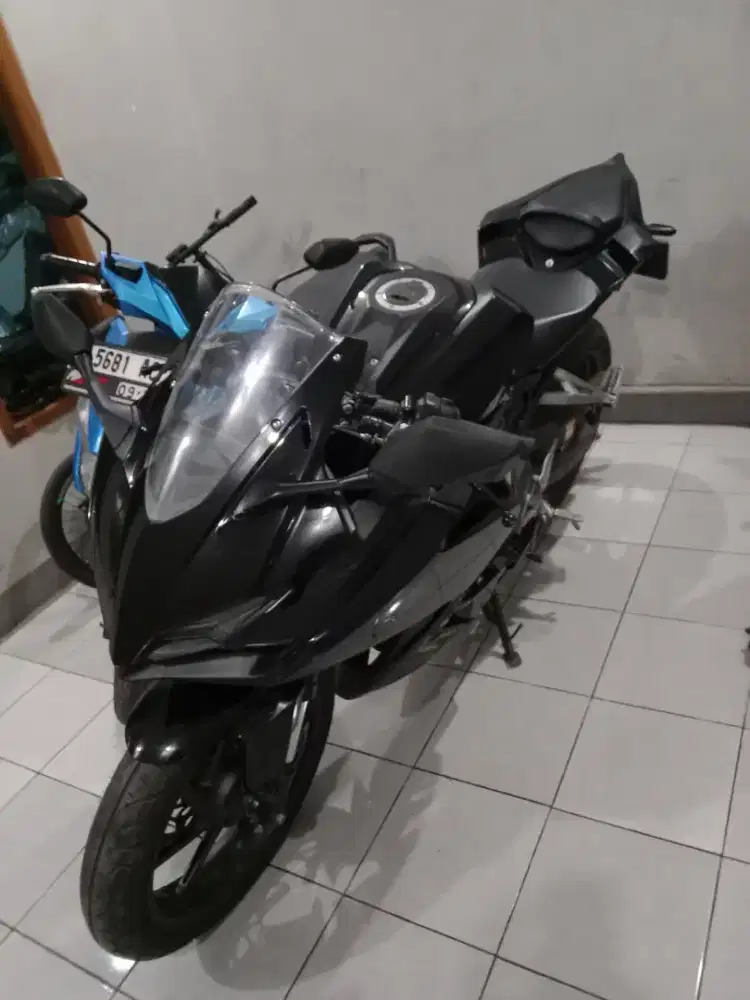 CBR 250 komplit