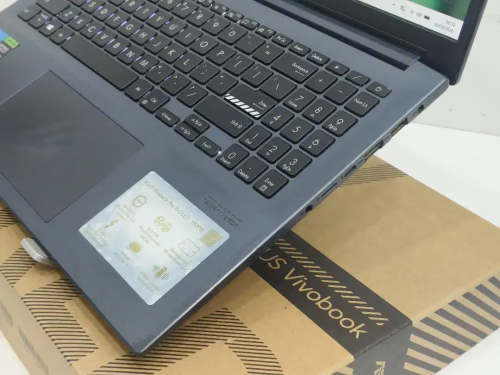 ASUS Vivobook pro X3500PC intel core i5 gen 11 rtx 3050 ram 16gb