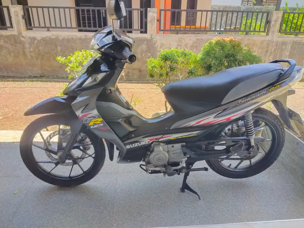 Di jual shogun rr 125cc 2009 akhir
