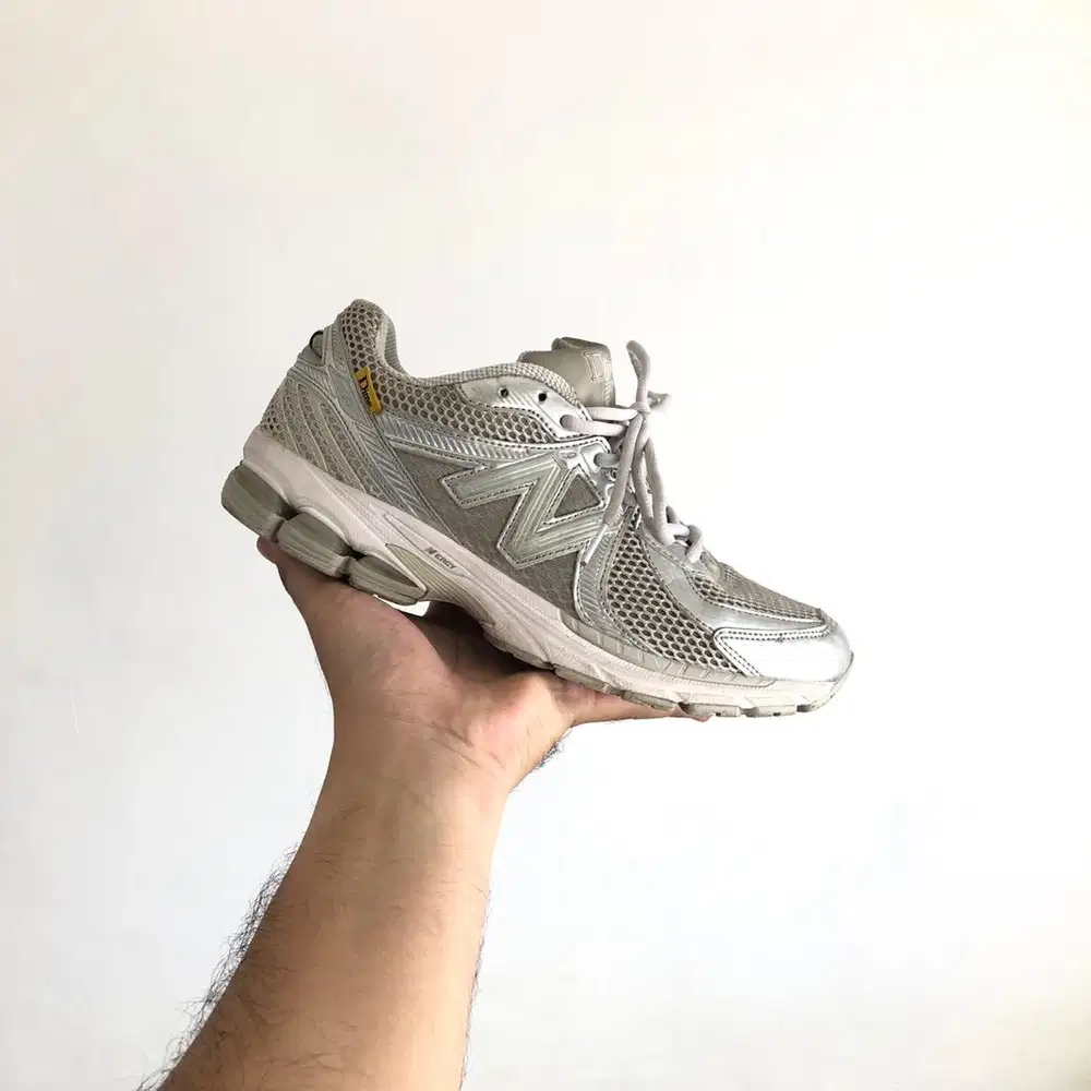 New Balance 860v2 x Dime