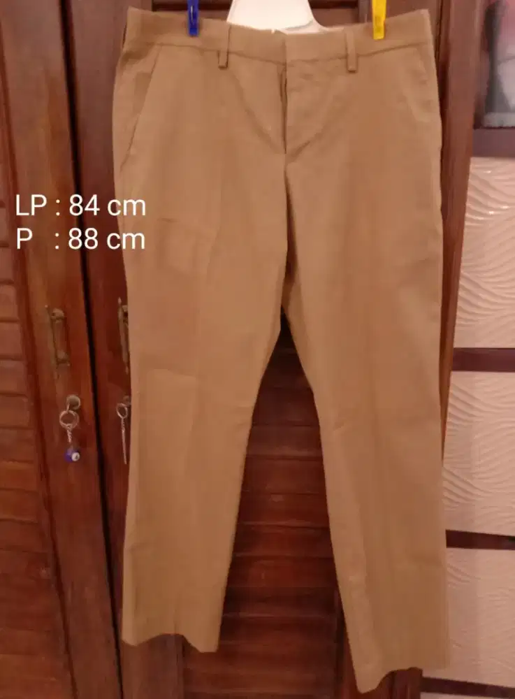 Celana Formal Wanita Merk Express Photographer