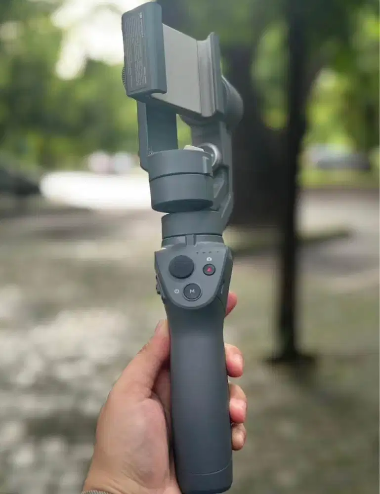 DJI Osmo Mobile 2 Bekas – Stabilizer HP Mulus & Normal