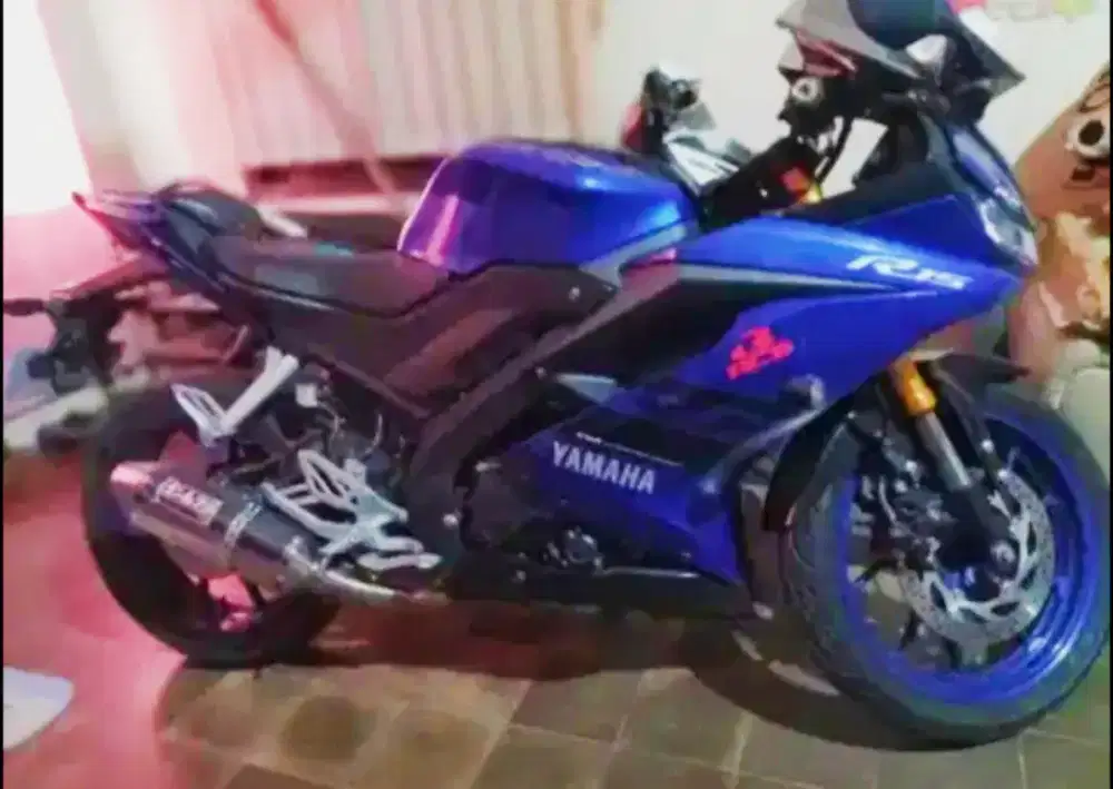 Di jual motor Yamaha R15 V3