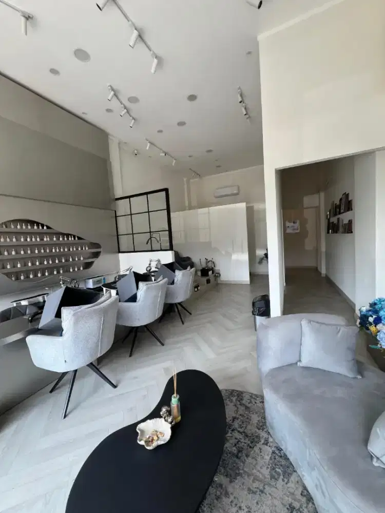 Ruko 3 Lantai di Ruby Commercials, Summarecon Bekasi