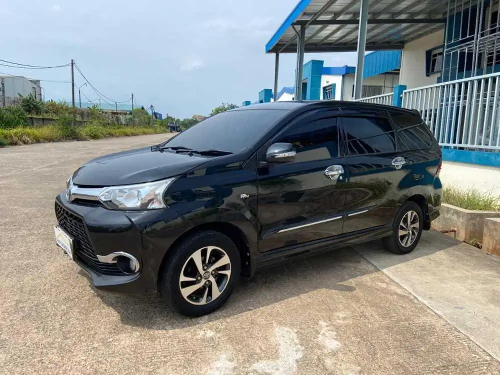 TOYOTA AVANZA VELOZ 1.5 AT 2018