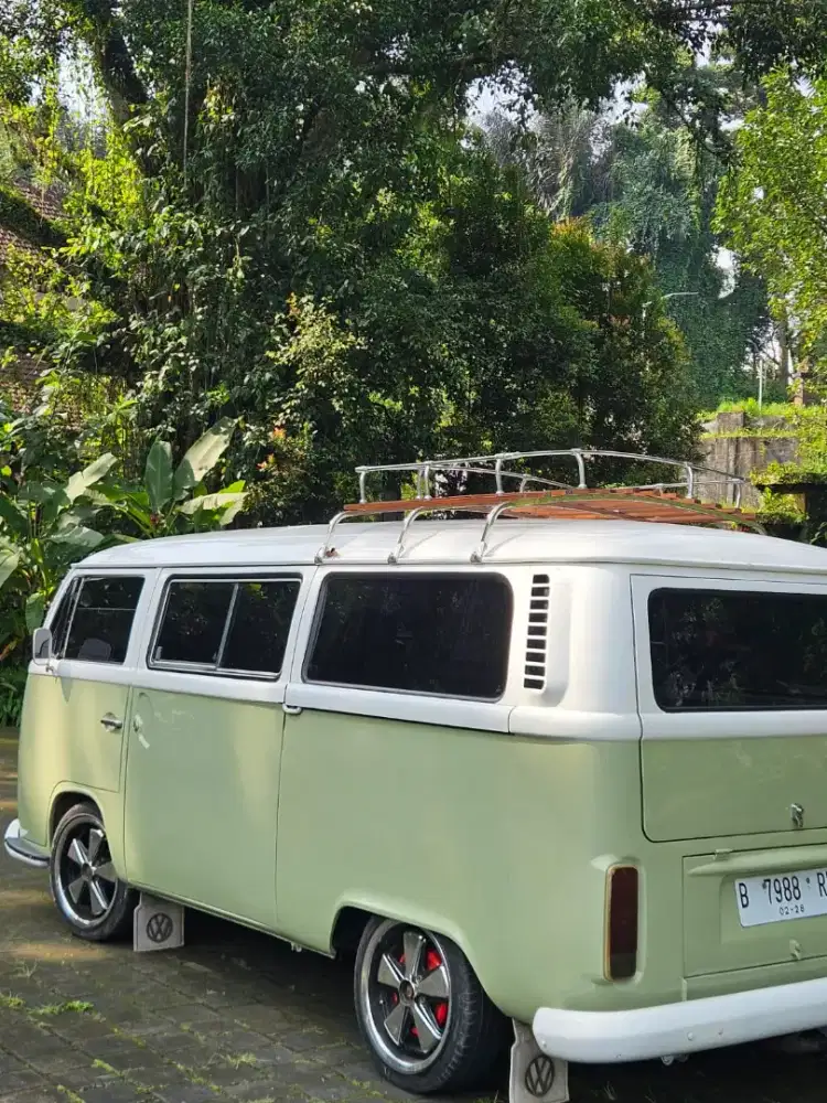 Vw combi kumis 1972 warna putih hijau