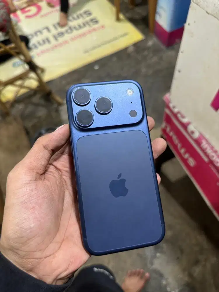 iphone 17pro 256gb garansi panjang