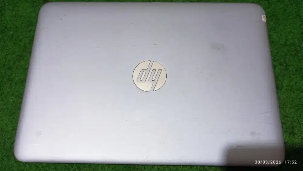 Laptop merk hp Elitebook 820 G4