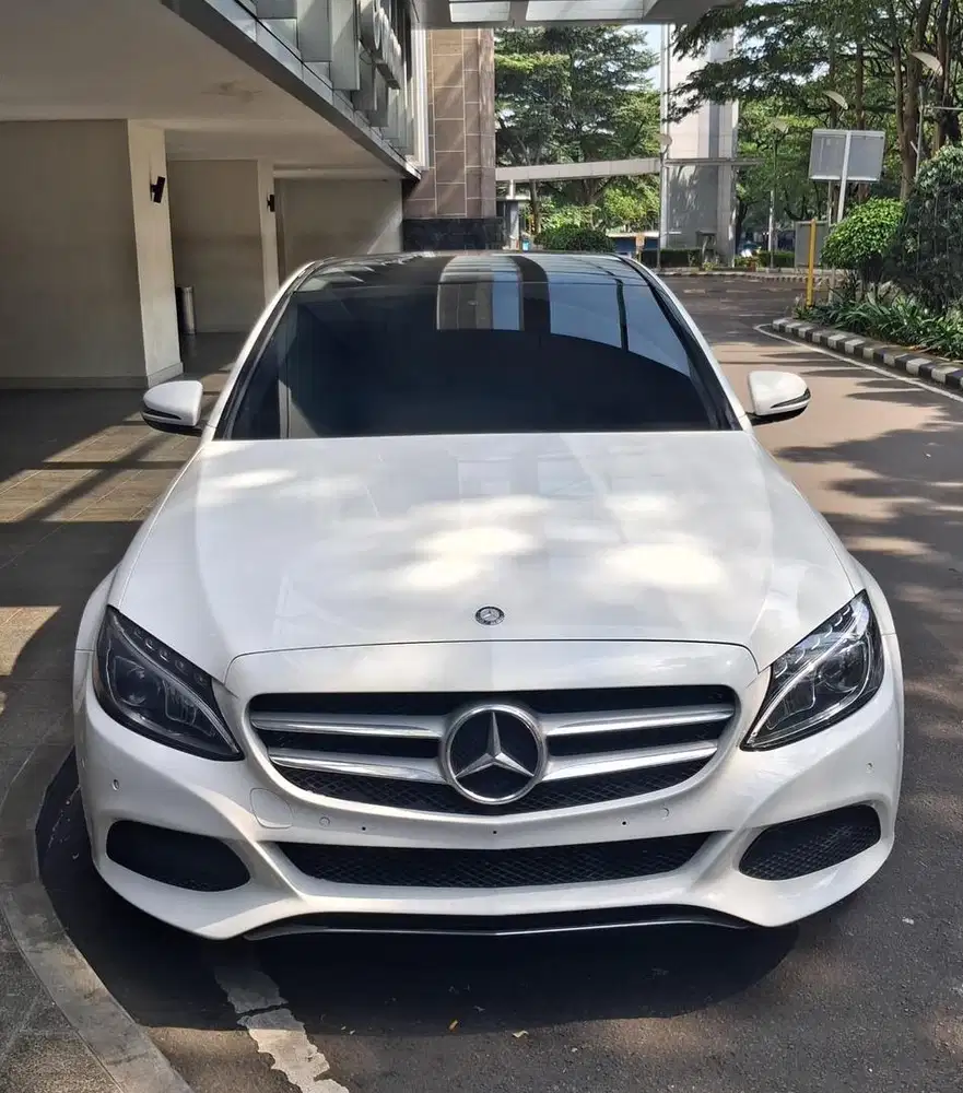 Mercedes Benz C200 W205