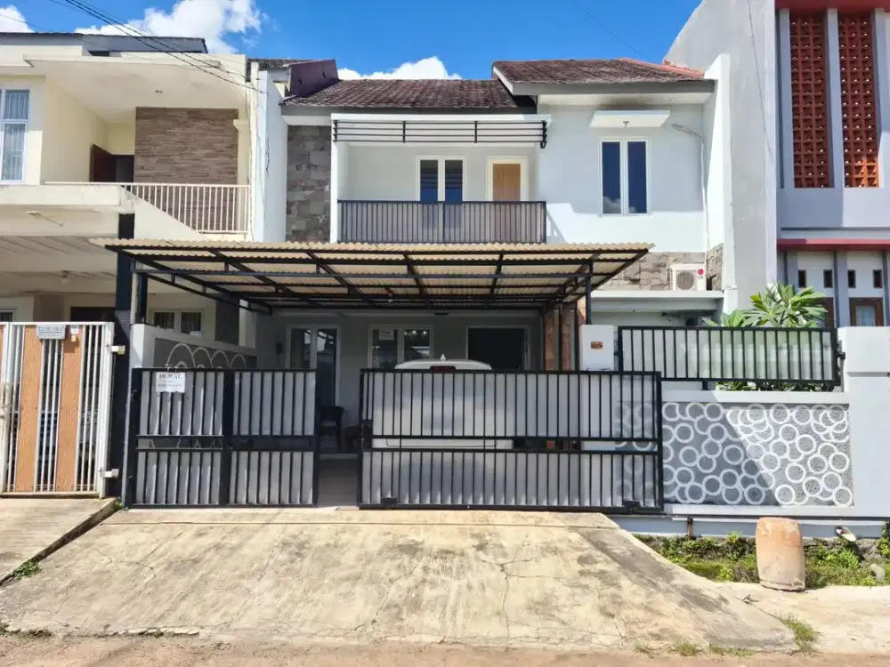 Rumah Minimalis 2 Lantai Dengan Taman Belakang Di Billymoon
