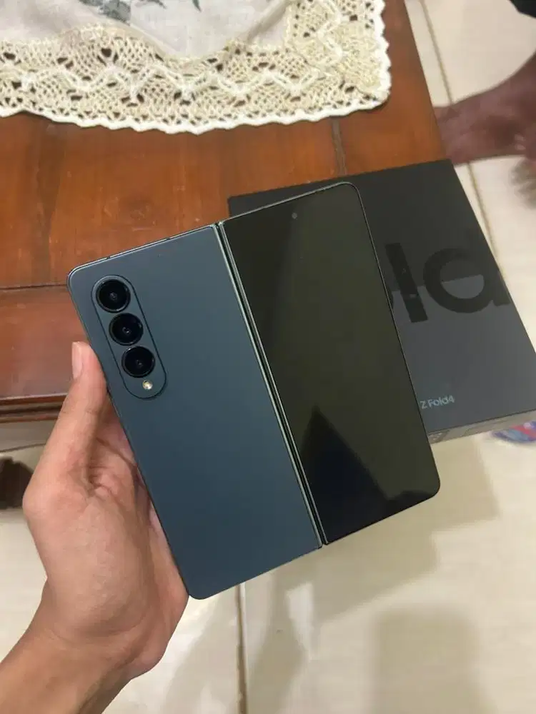 Samsung z fold 4 12/512gb resmi sein like new