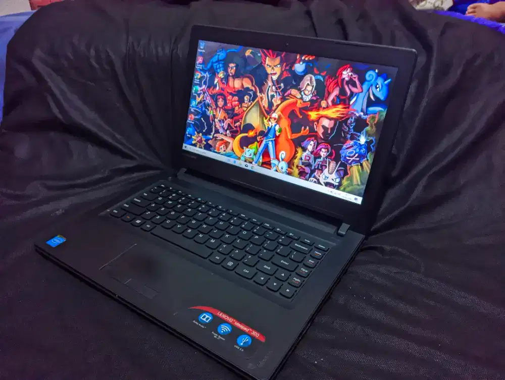 Laptop Lenovo Ideapad ram 4gb tipis