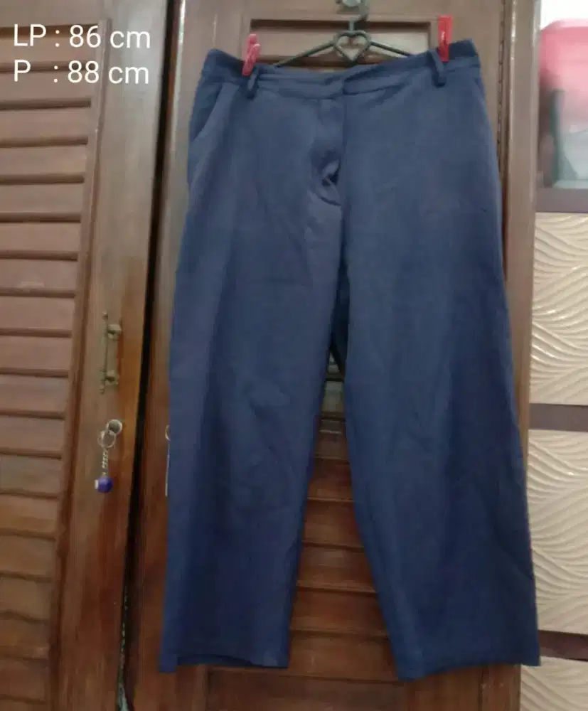 Celana Wanita Merk Zalora Preloved