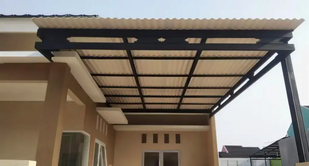 Kanopi baja ringan dan garasi