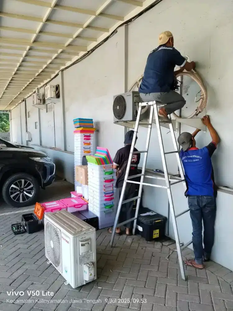 Terima servis AC,mesin cuci,kulkas,pompa air dll