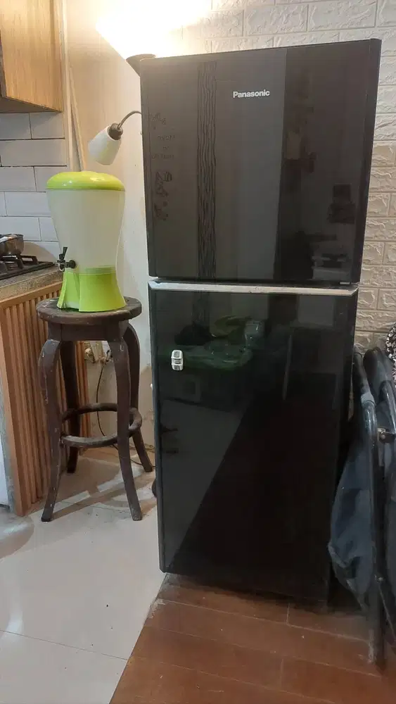 Dijual Kulkas 2 Pintu Panasonic