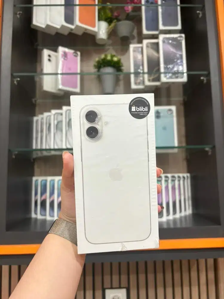 Ip 16 plus 128 white new