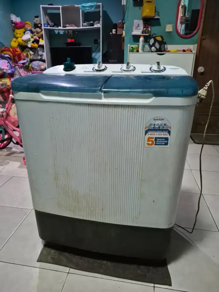 Mesin cuci sanken kondisi bagus