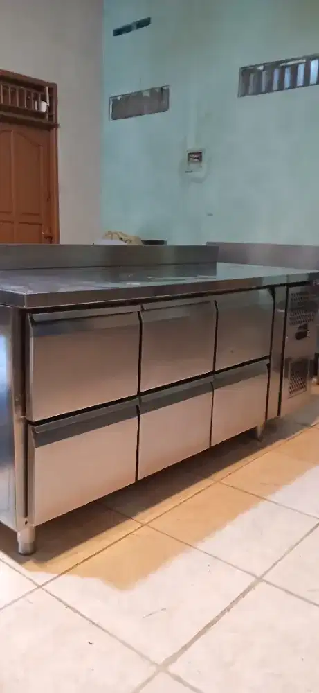 Mastercool Undercounter Chiller 6 Drawer