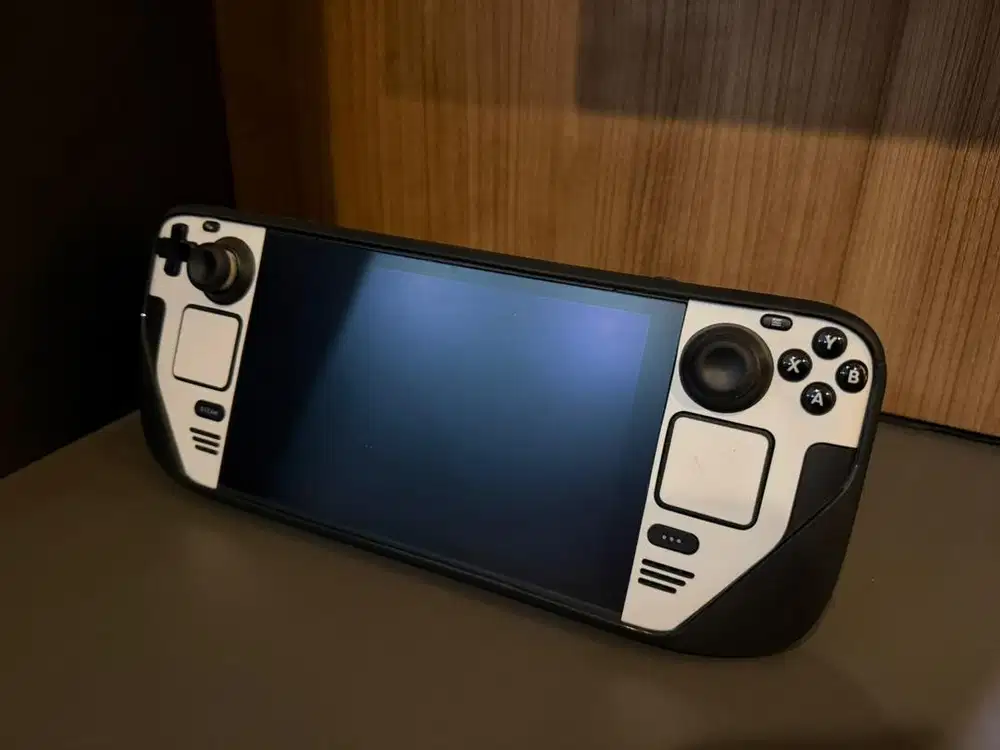 Steam Deck LCD 512GB + Official Dock (Bundling) – Siap Pakai!