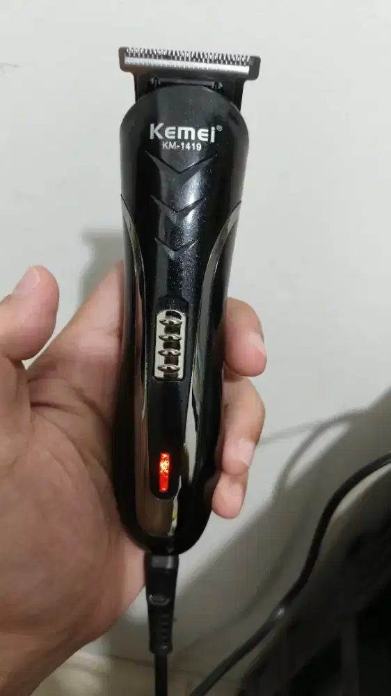 Alat cukur merk kemei