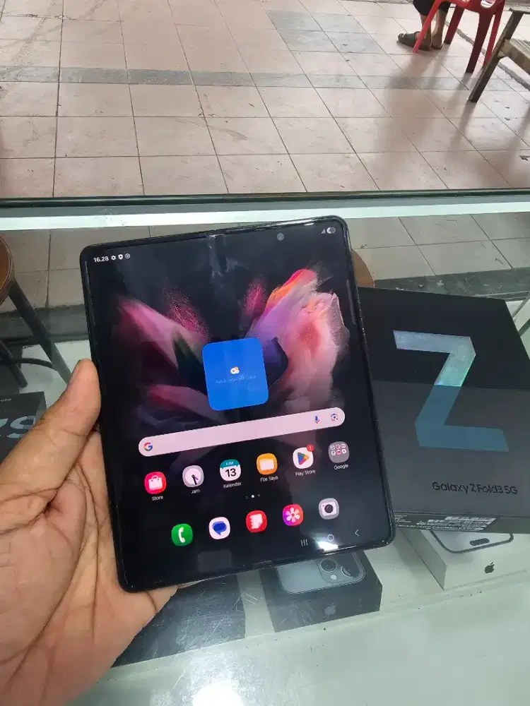 Samsung Z fold 3 12/512gb black mlus