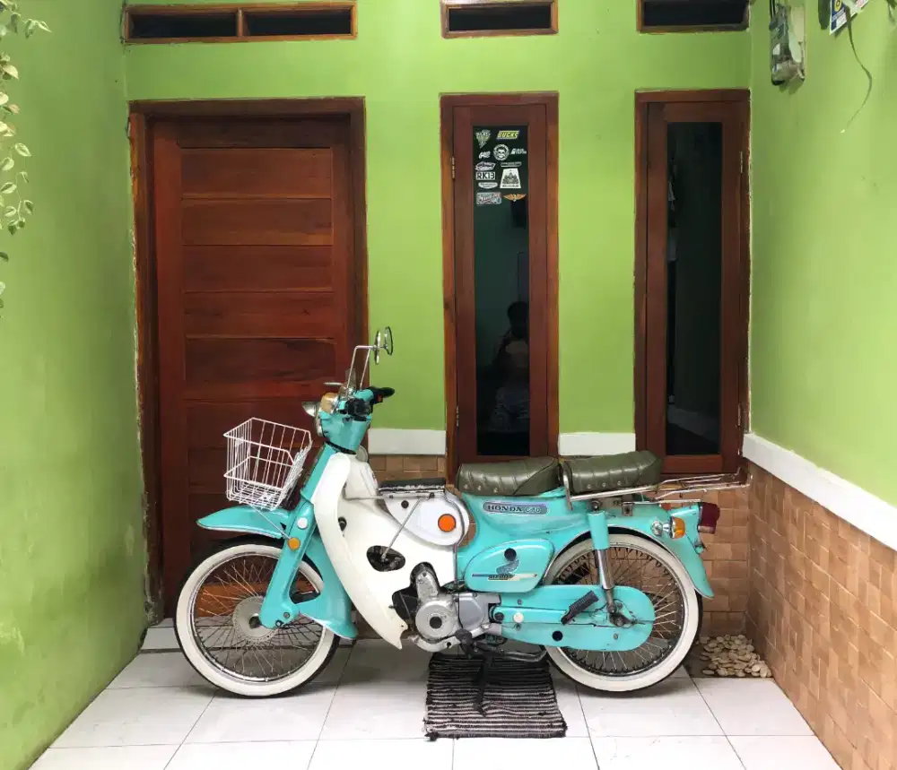 HONDA C70 BASIC ASTREA