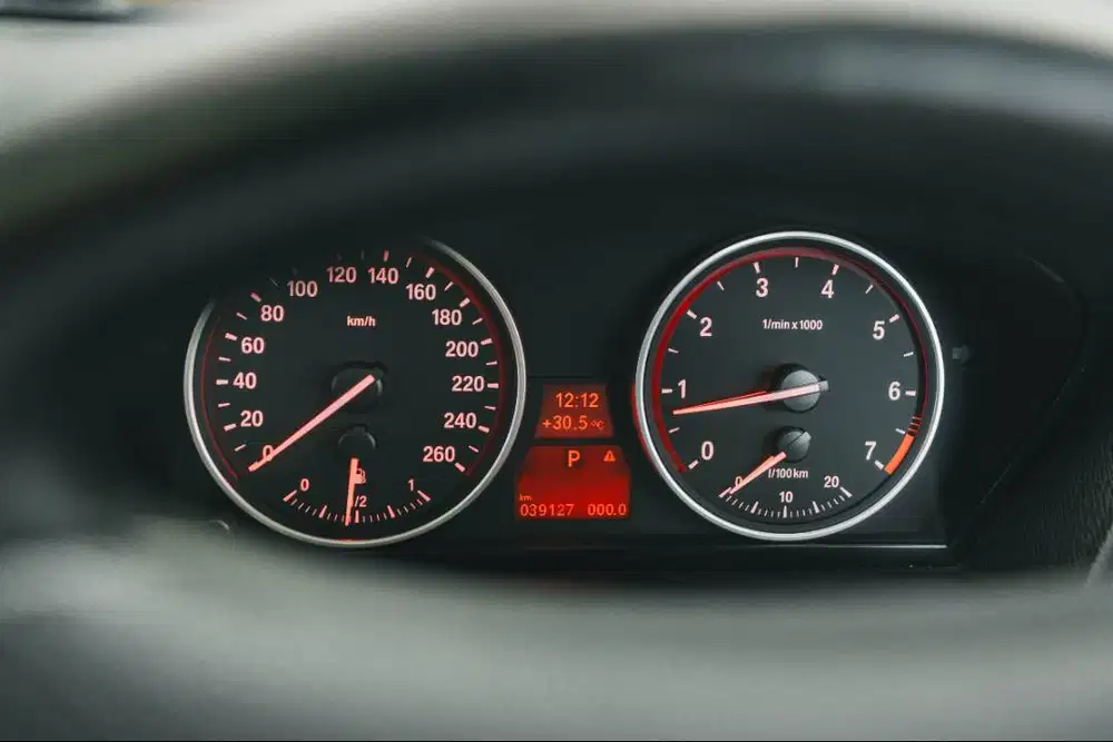 CBU Jerman X5 KM30rb 4.8i E70 2010 BMW Q7 2009 ML350 2008