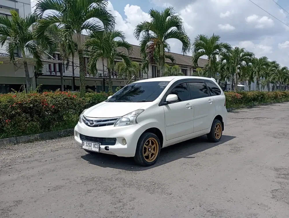 DP 5jtn Daihatsu Xenia 2015 Bensin