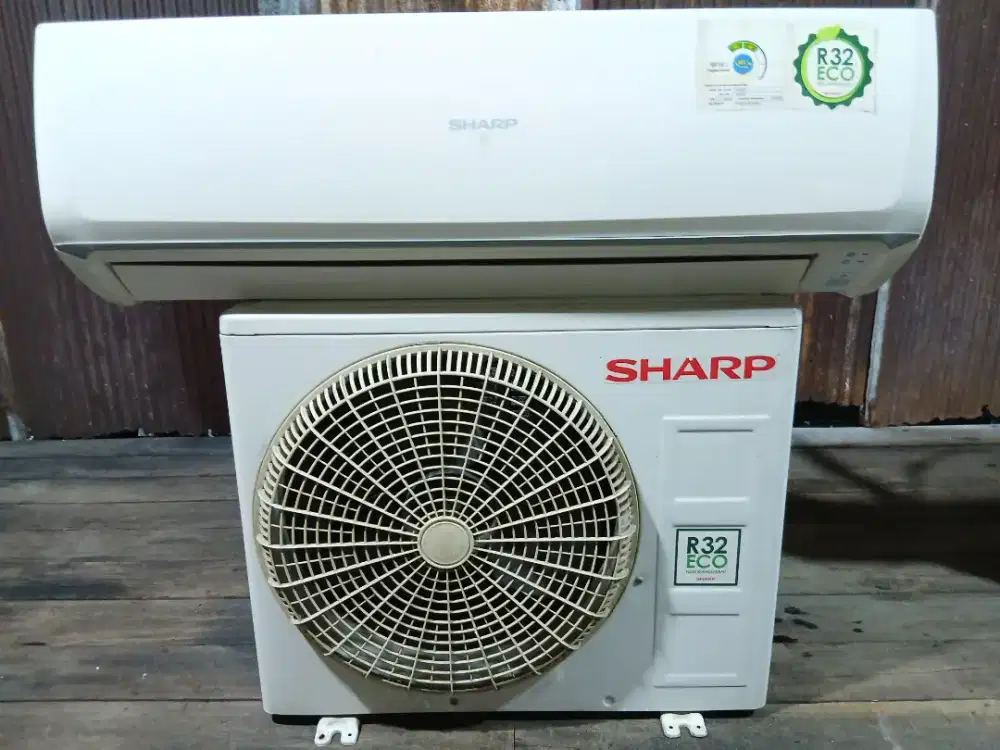 MENJUAL AC BEKAS 1/2 PK KOMPLIT