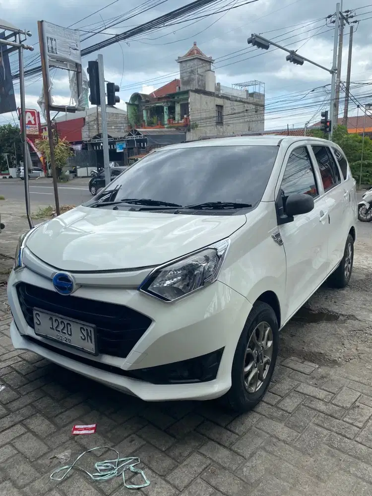 Dijual cepat Sigra Type D