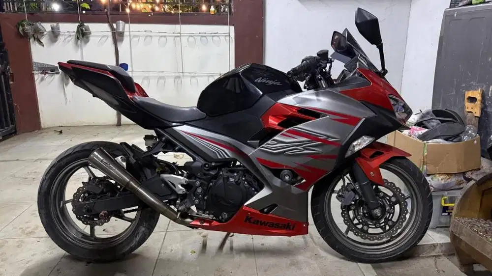 Kawasaki Ninja 250 tahun 2018 KM rendah