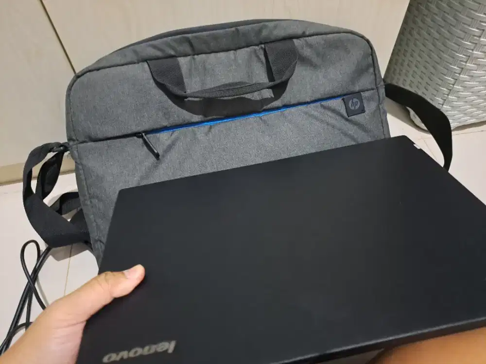 Laptop lenovo core i5 8GB windows 10