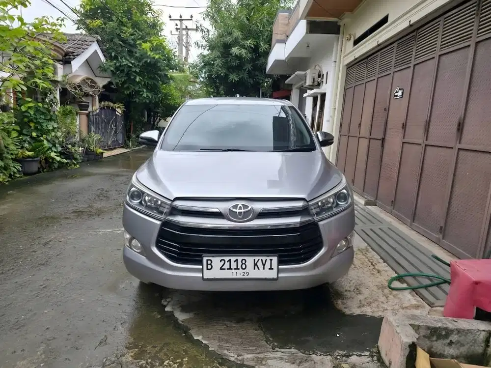 Toyota Kijang Innova Inova Reborn V AT Matic Tahun 2018 Silver , 2017