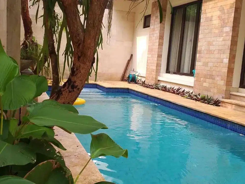 Harga Terbaik! Rumah Hook Modern + Private Pool, Lebih Luas & Nyaman di Menteng Bintaro Jaya