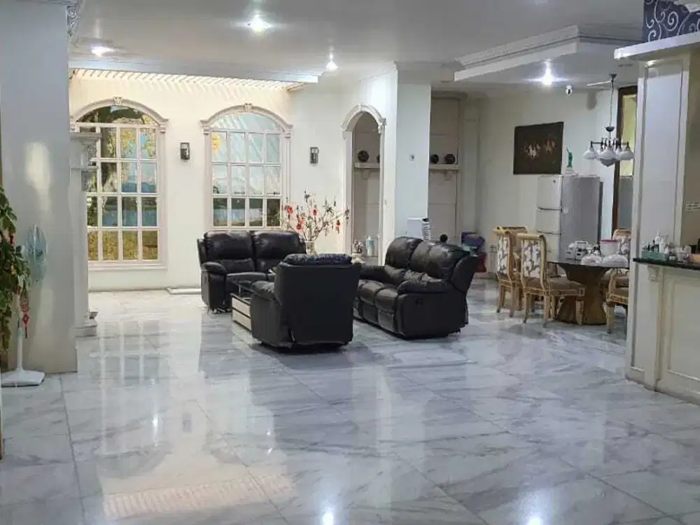 Rumah Pantai Mutiara Pluit Luas 312m2 Hadap Selatan
