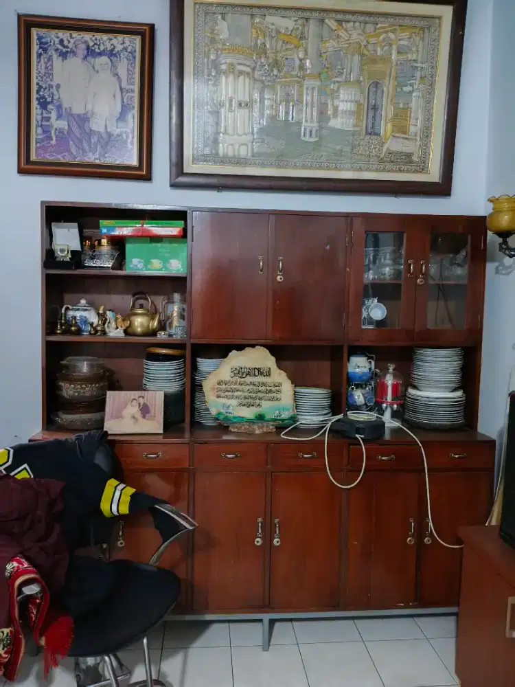 Jual lemari jati antik jadul mulus