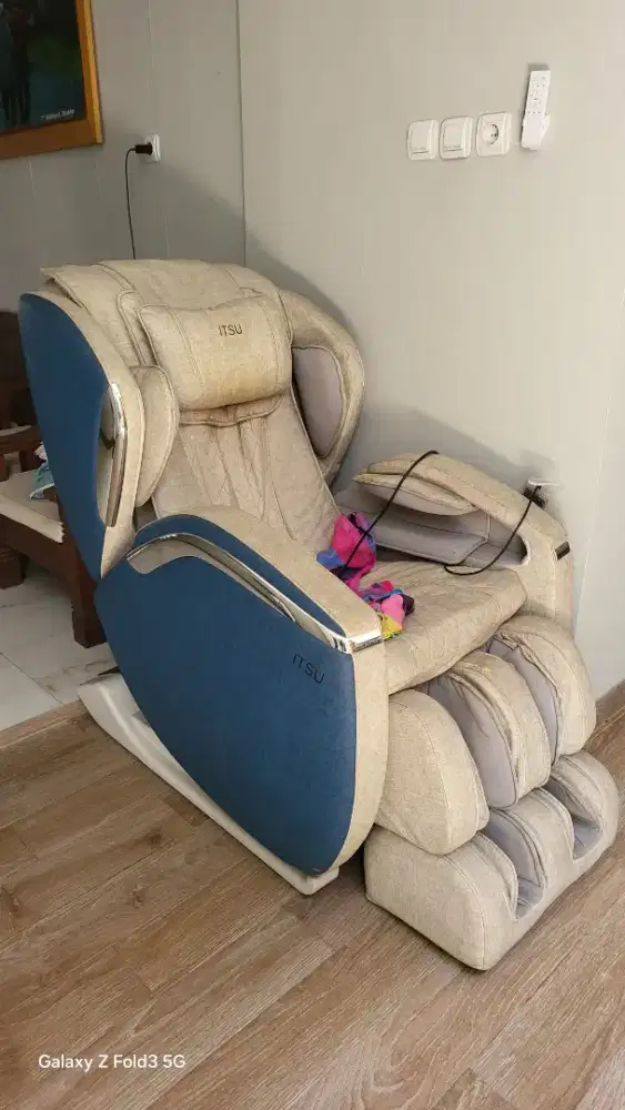 Kursi Pijat ITSU PRIME ELITE